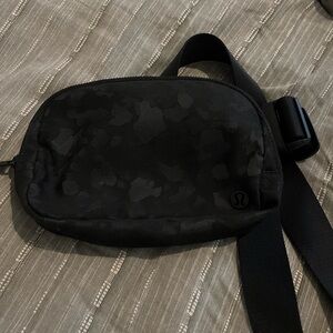 Lululemon Belt bag